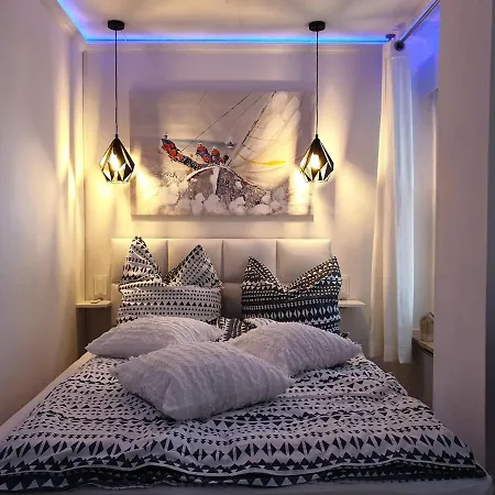 Modern Und Am Balkon,pp Apartment Glücksburg